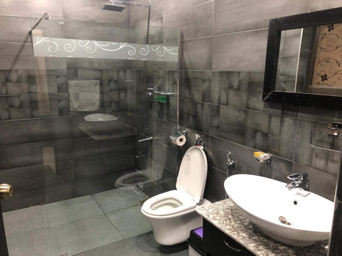 Palm Kalash Hotel Lusaka Ngoại thất bức ảnh