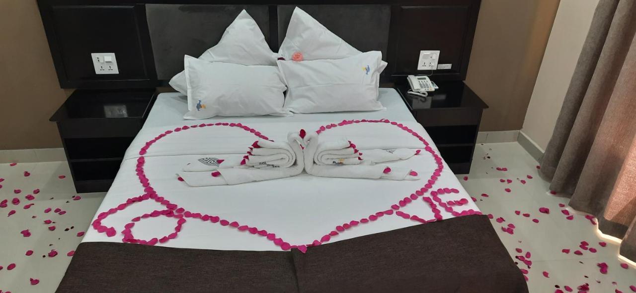 Palm Kalash Hotel Lusaka Ngoại thất bức ảnh