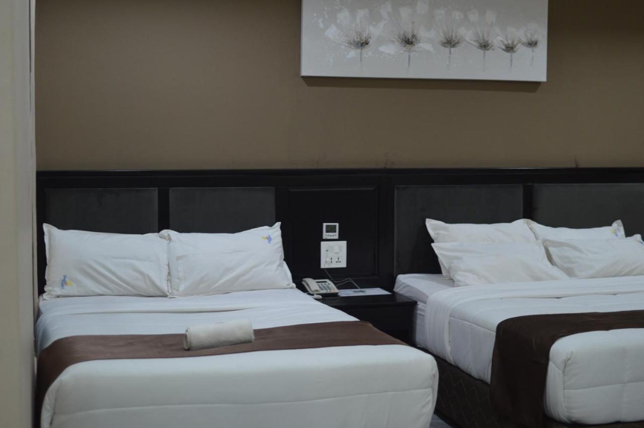 Palm Kalash Hotel Lusaka Ngoại thất bức ảnh