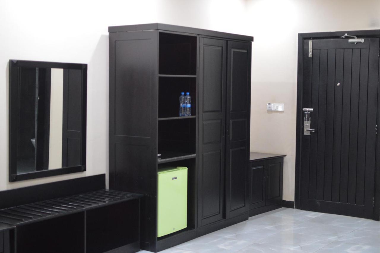 Palm Kalash Hotel Lusaka Ngoại thất bức ảnh