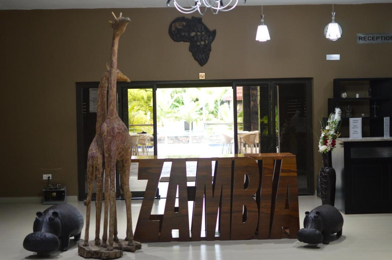 Palm Kalash Hotel Lusaka Ngoại thất bức ảnh