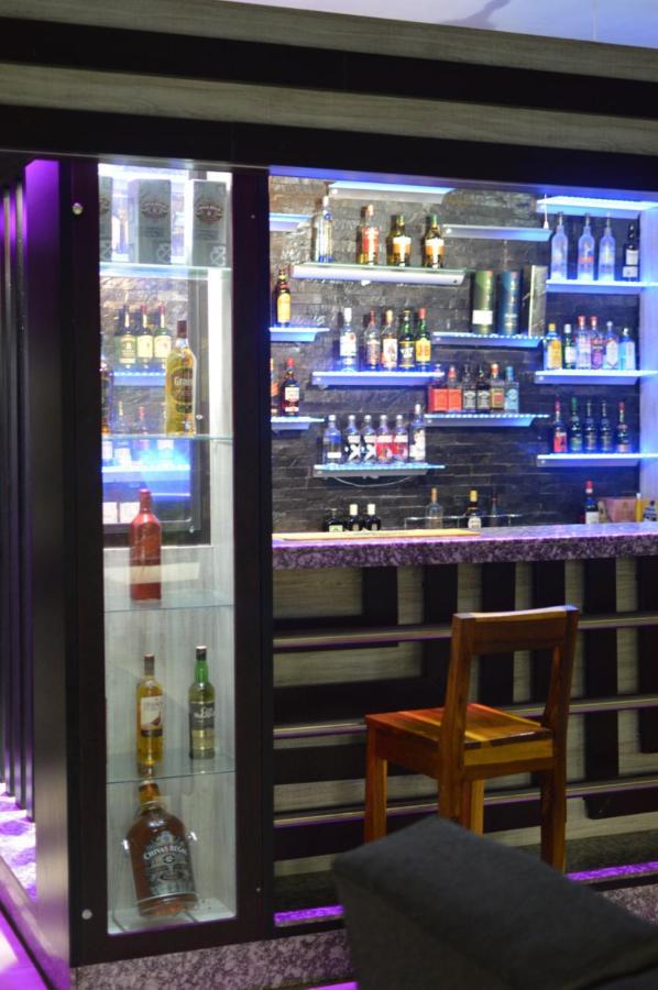 Palm Kalash Hotel Lusaka Ngoại thất bức ảnh