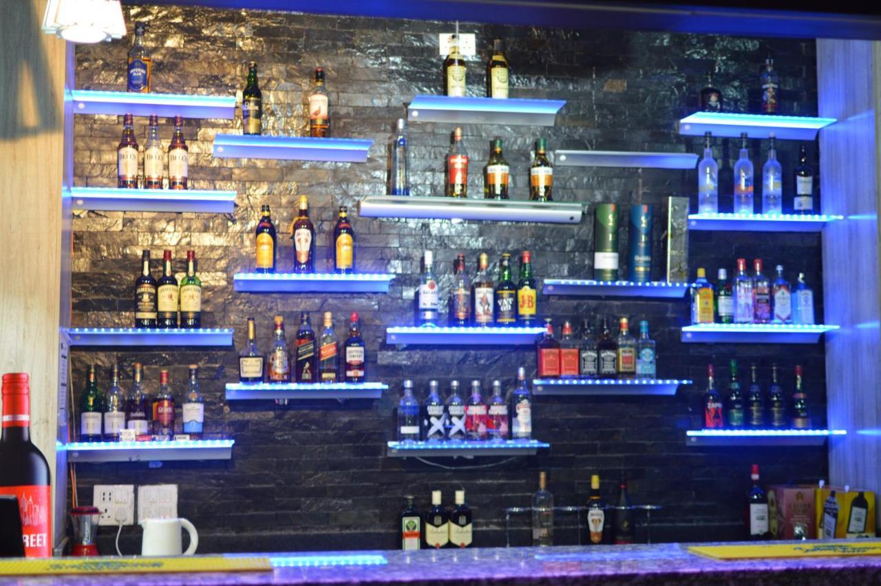 Palm Kalash Hotel Lusaka Ngoại thất bức ảnh